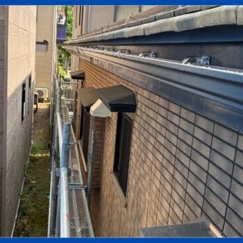 新潟市江南区うぐいすK様邸｜軒先から建物側面まで、雨樋の曲がり角も整えた工事